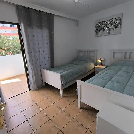 Pk Americas 2 Bedrooms *