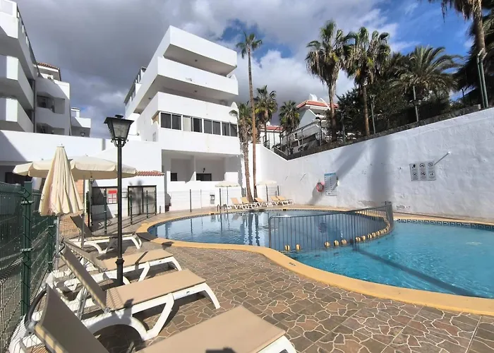 Pk Americas 2 Bedrooms *